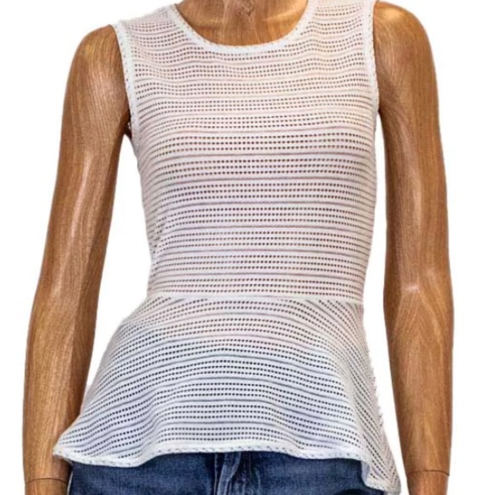BCBG Maxeria EYELET PEPLUM TOP
